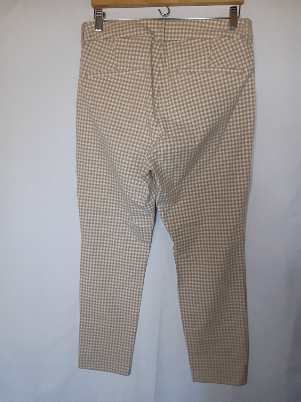 Old Navy Women’s Pixie High Rise Beige Gingham Ankle Pants Size 12 Stretch - Picture 5 of 10